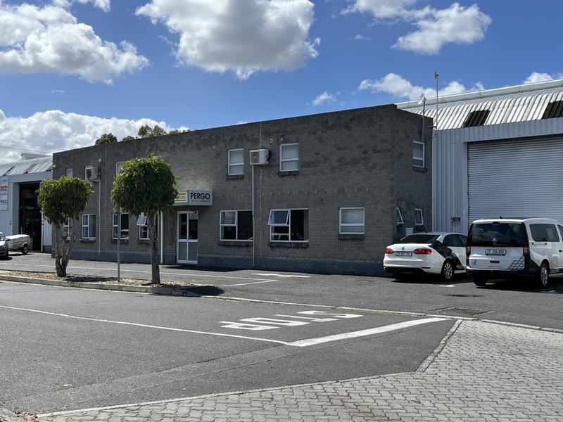 To Let commercial Property for Rent in Maitland Western Cape